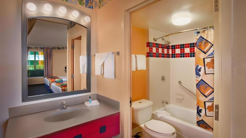 Disney'S All-Star Sports Resort Селабрейшън Екстериор снимка